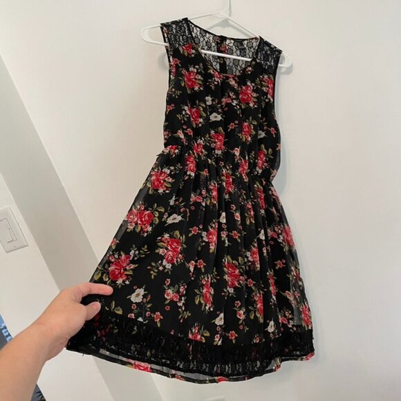 FOREVER 21 Black Red Floral / Sheer Black Lace Back Mini Fit Flare Dress NO BELT - Picture 9 of 16